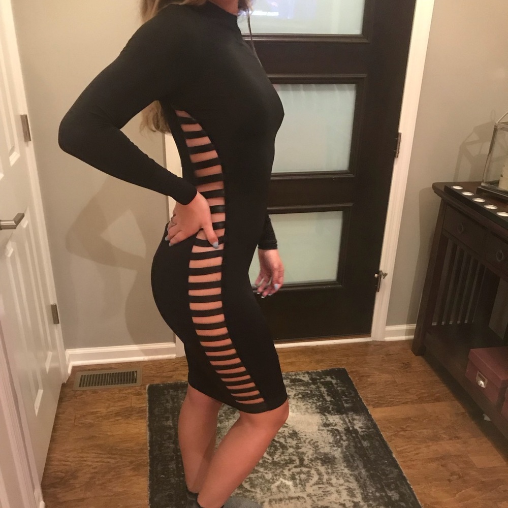 Black dress, perfect for a night out!